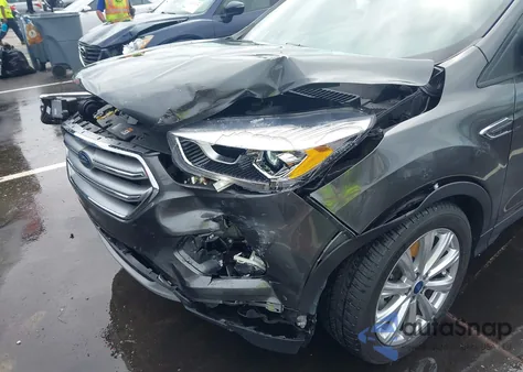 2017 Ford Escape Titanium z USA, uszkodzony, nr VIN 1FMCU0J97HUD24223